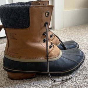 Sorel Brown and Black Winter Boots